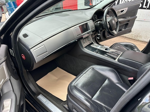 Used Jaguar XF 2011 for sale - 74935293: Photo 17