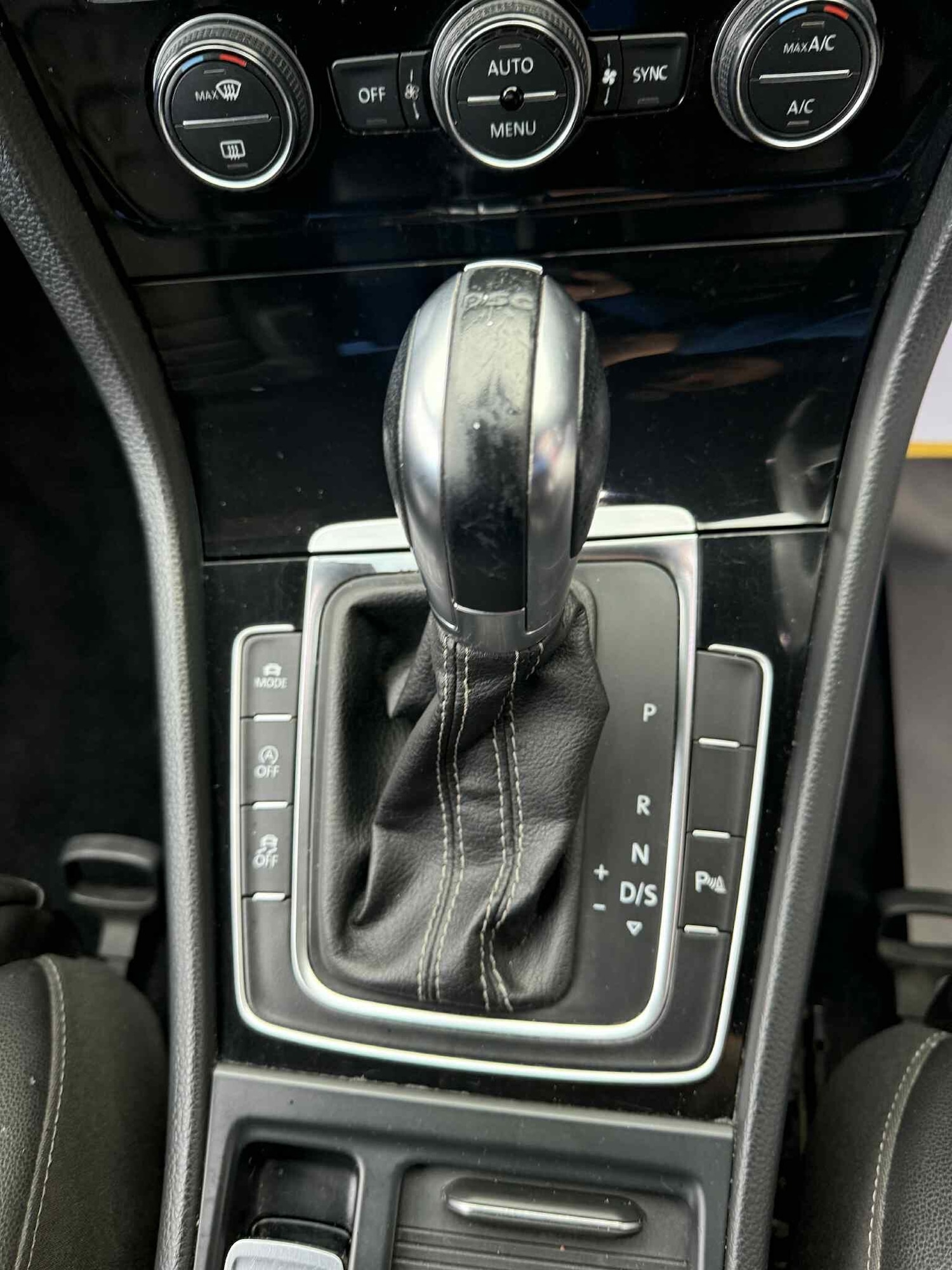 Used Volkswagen Golf 2015 for sale - 77163414: Photo 14