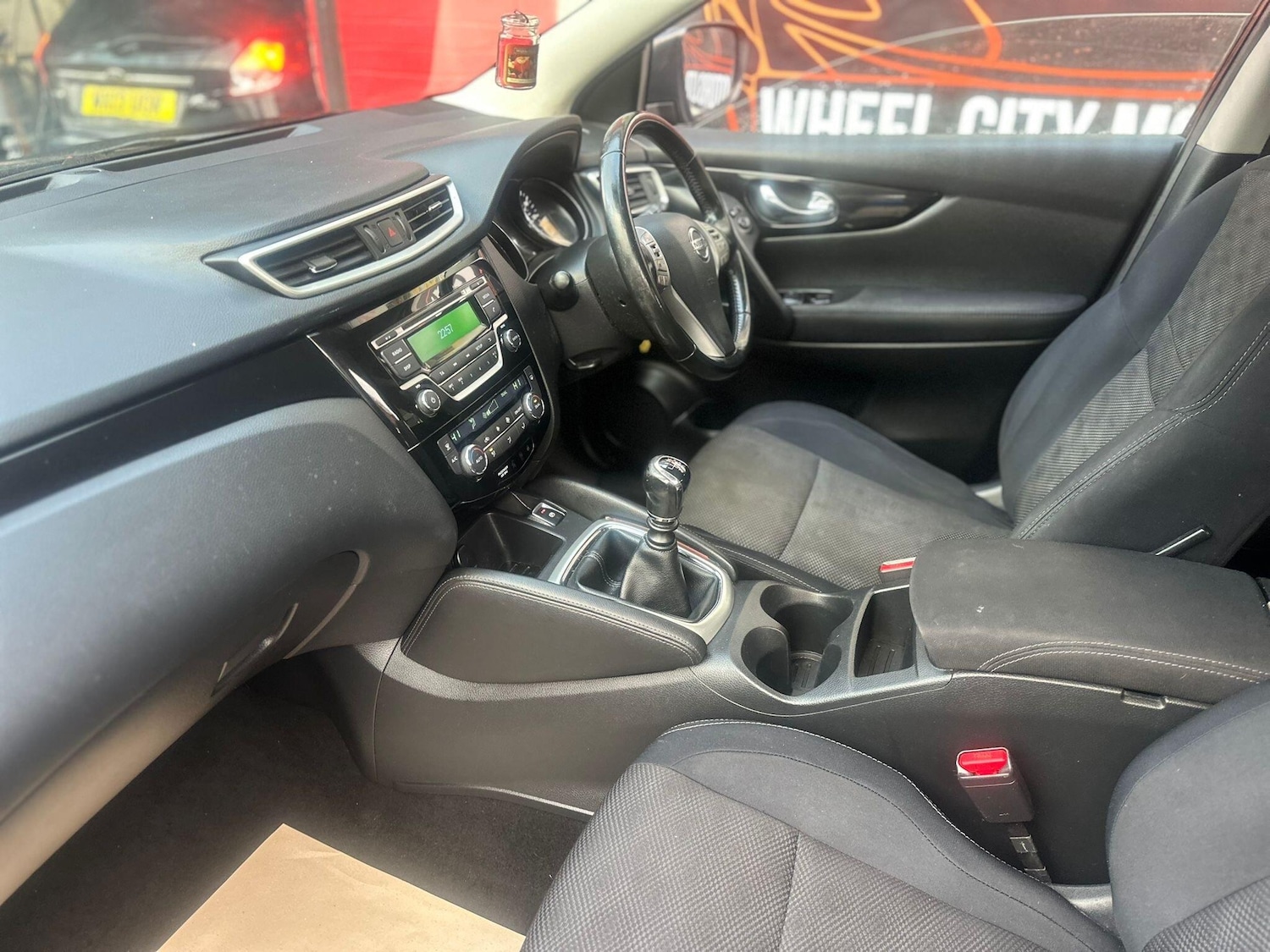 Used Nissan Qashqai 2015 for sale - 77163113: Photo 15