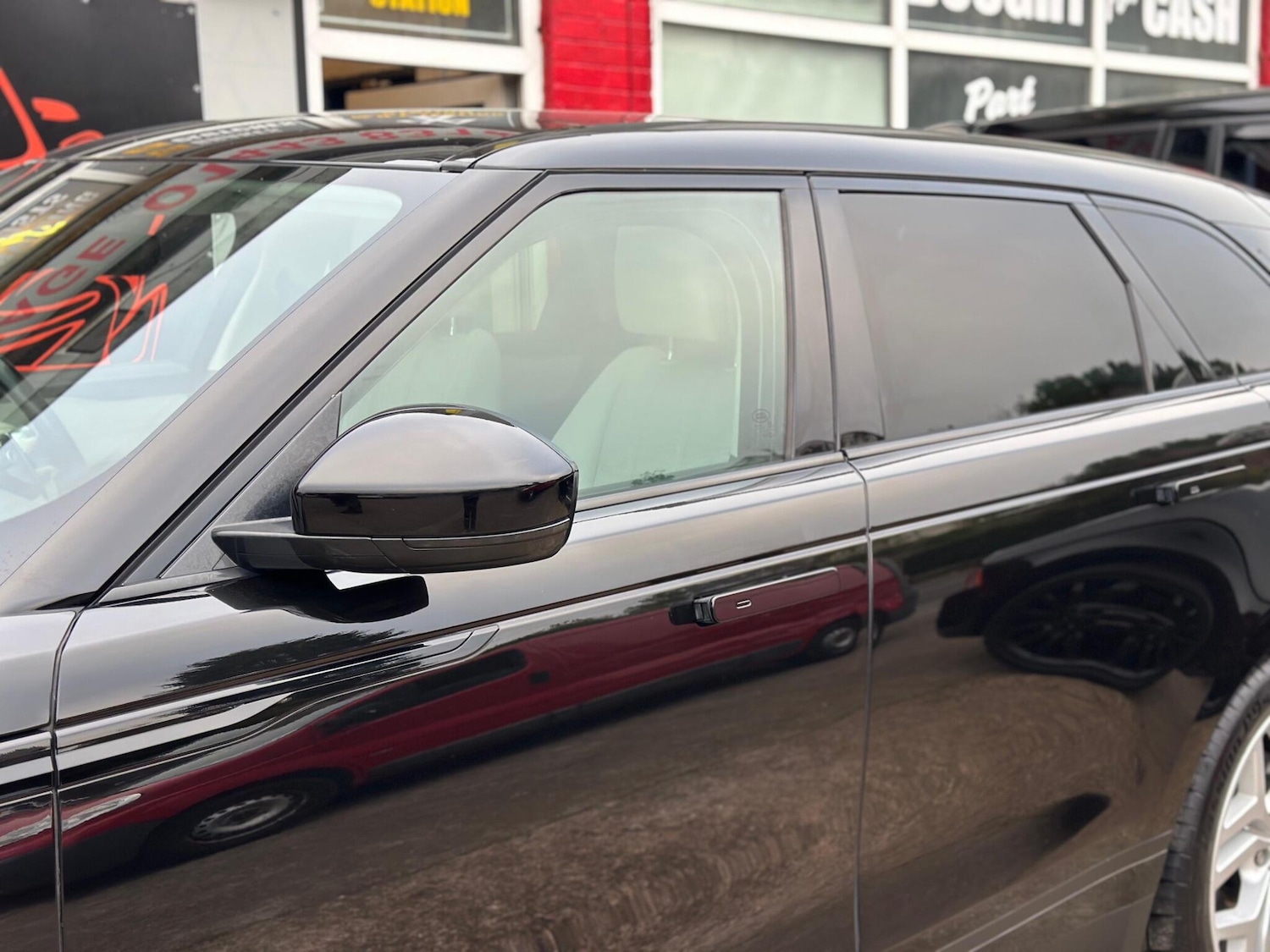 Used Land Rover Range Rover Velar 2018 for sale - 76284263: Photo 13