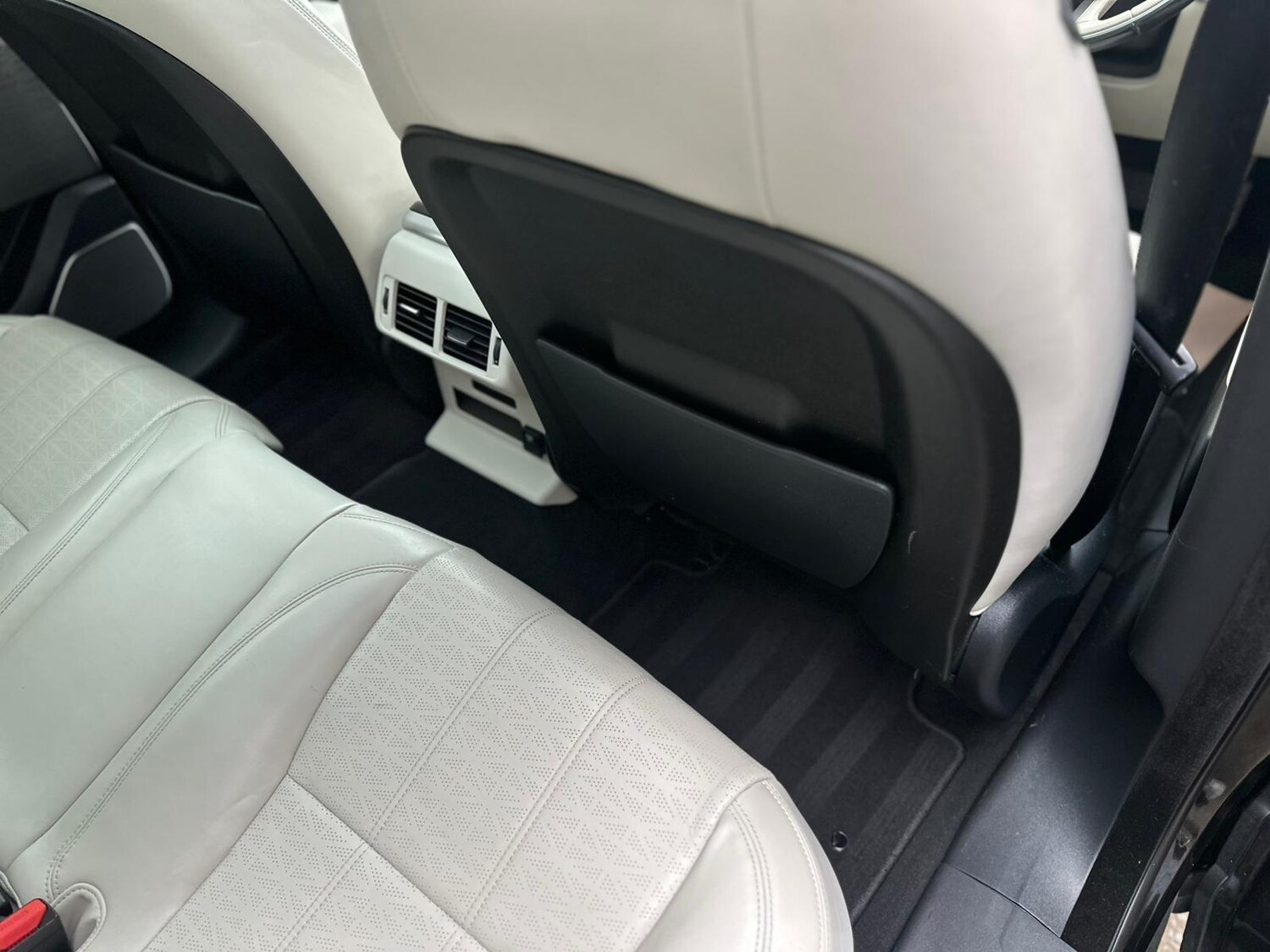 Used Land Rover Range Rover Velar 2018 for sale - 76284263: Photo 20