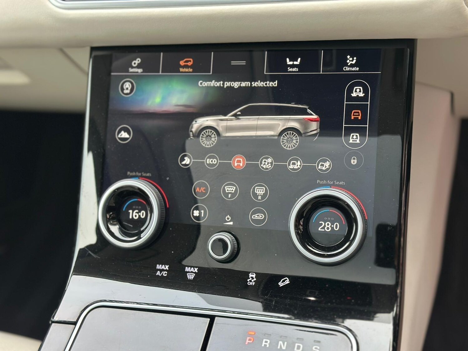 Used Land Rover Range Rover Velar 2018 for sale - 76284263: Photo 23