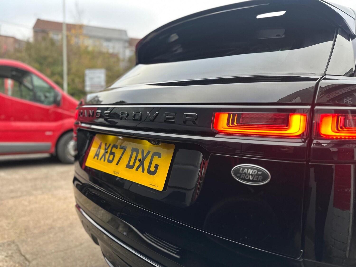 Used Land Rover Range Rover Velar 2018 for sale - 76284263: Photo 28