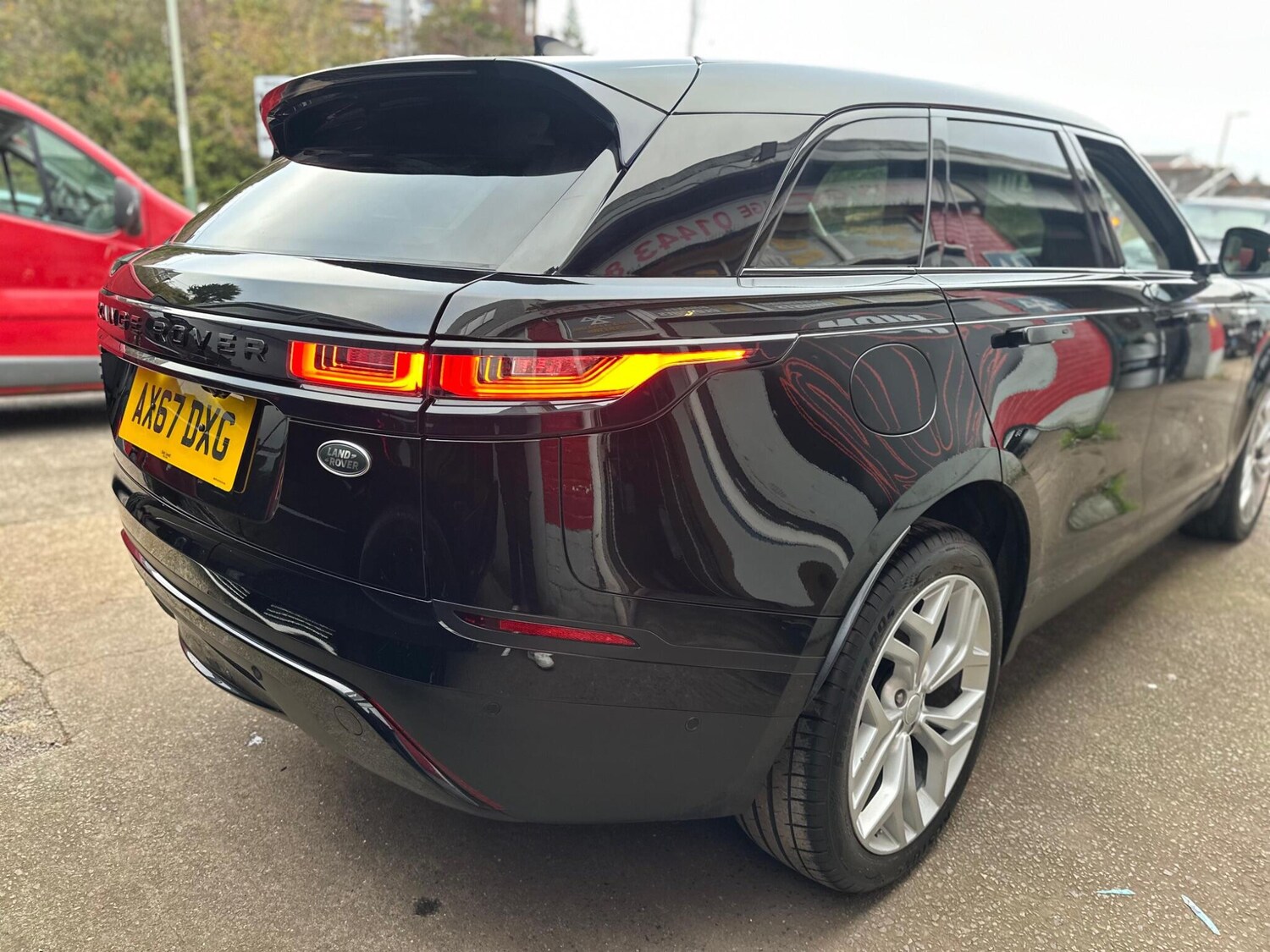 Used Land Rover Range Rover Velar 2018 for sale - 76284263: Photo 36