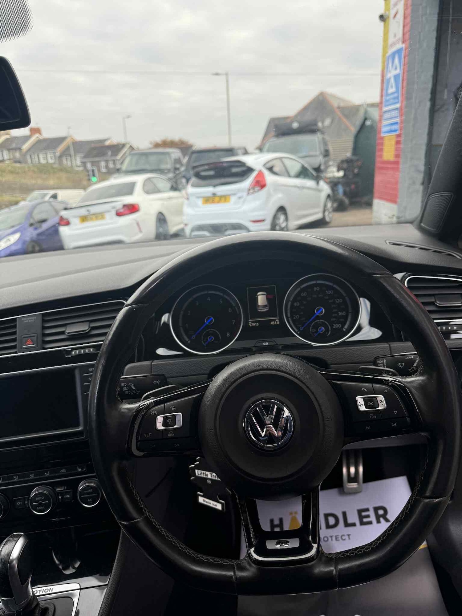 Used Volkswagen Golf 2015 for sale - 76306537: Photo 13