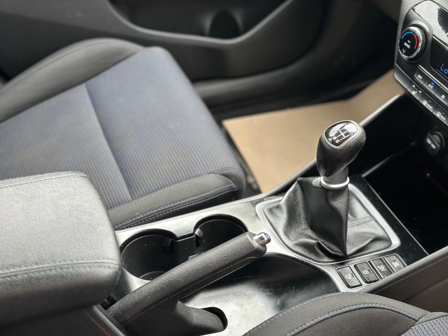 Used Hyundai TUCSON 2015 for sale - 76964605: Photo 23