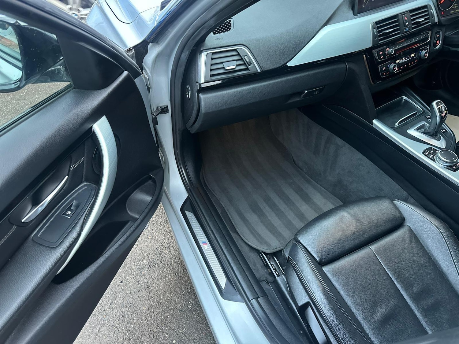 Used BMW 3 Series 2016 for sale - 77175351: Photo 16