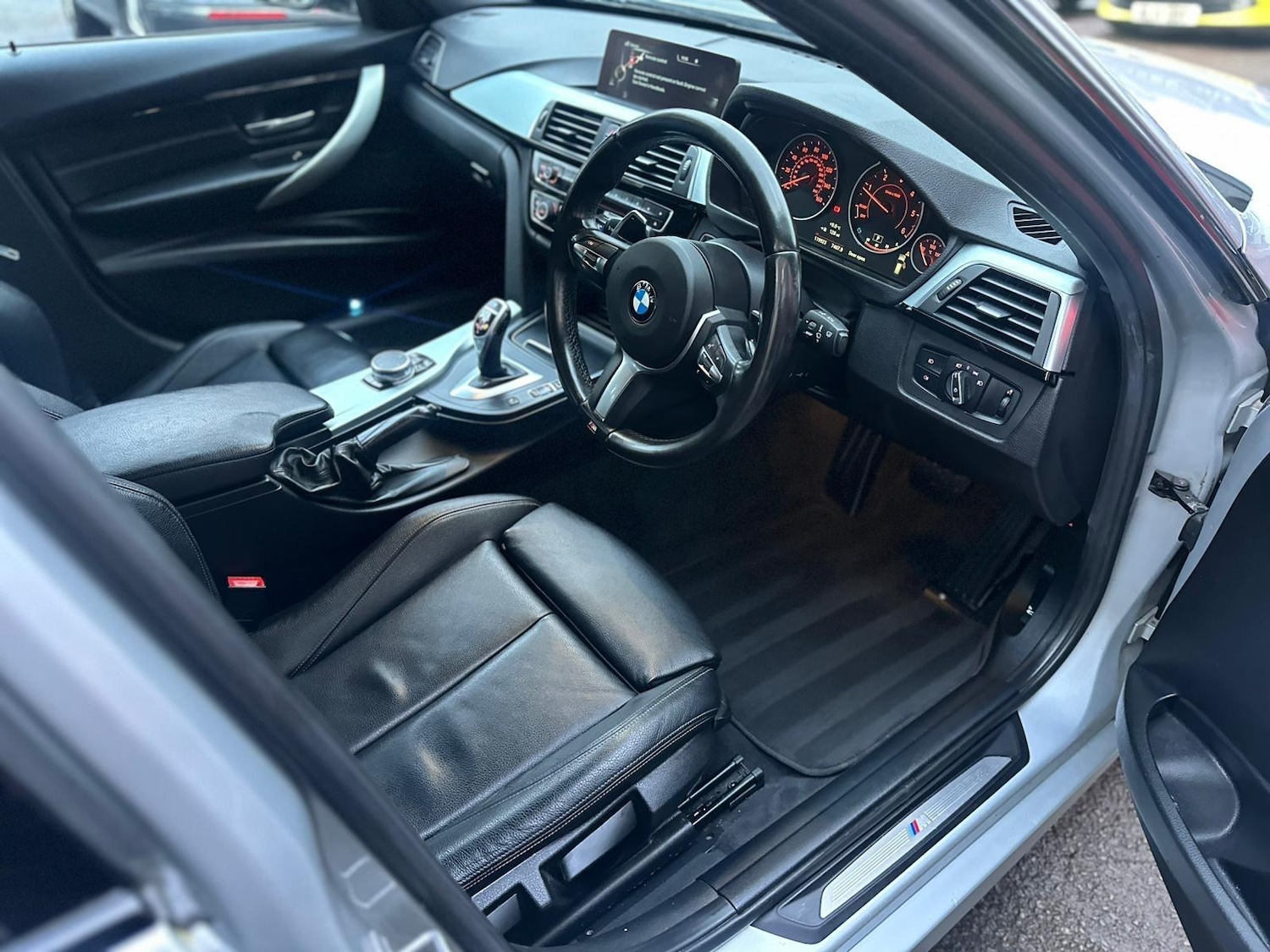 Used BMW 3 Series 2016 for sale - 77175351: Photo 48