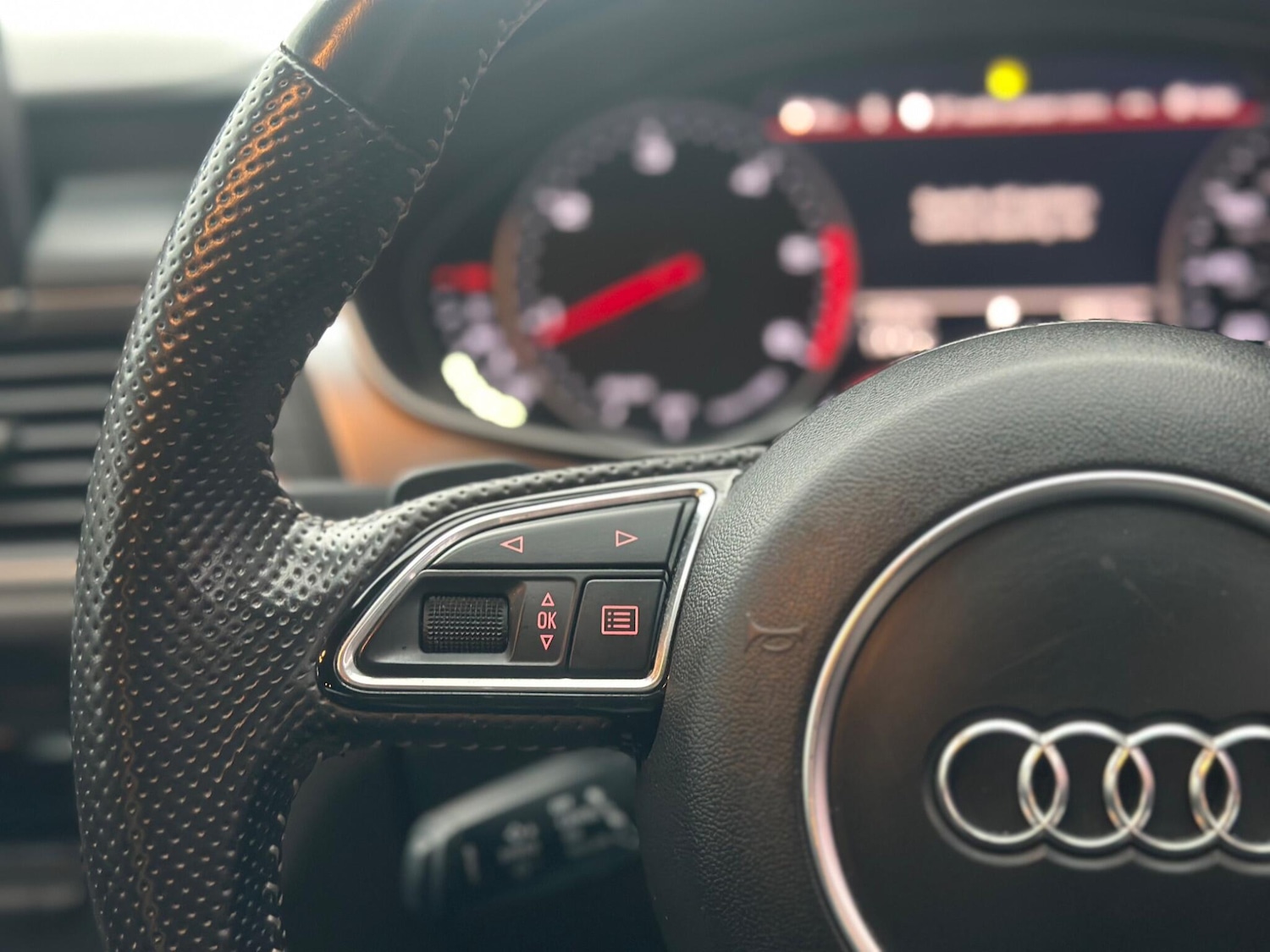 Used Audi A7 2015 for sale - 77175360: Photo 40