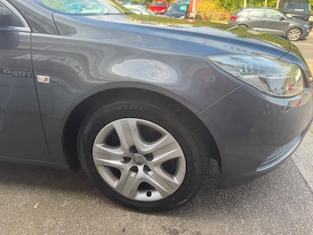 Used Vauxhall Insignia 2010 for sale - 75377198: Photo