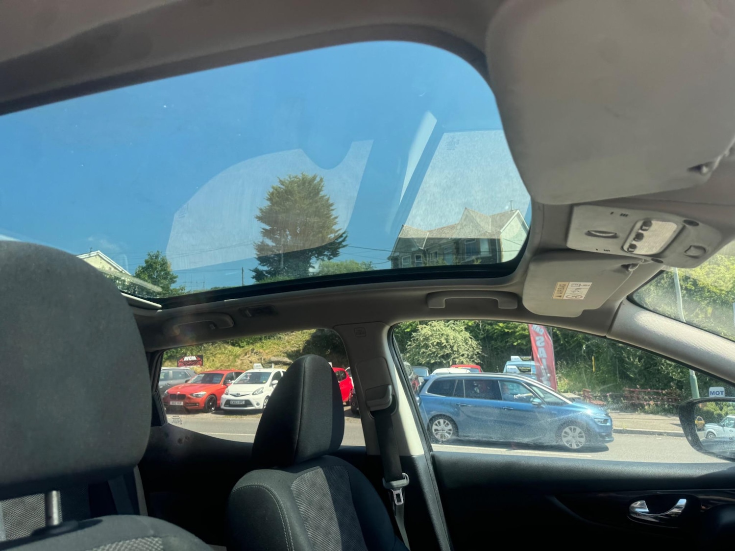 Used Nissan Qashqai 2014 for sale - 76512602: Photo 11