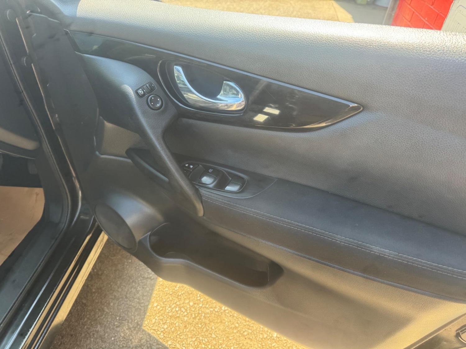 Used Nissan Qashqai 2014 for sale - 76512602: Photo 29