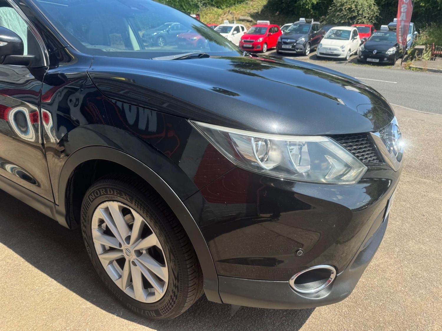 Used Nissan Qashqai 2014 for sale - 76512602: Photo 8