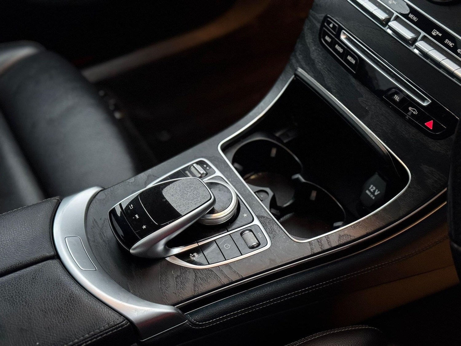 Used Mercedes-Benz GLC 2018 for sale - 76991857: Photo 36