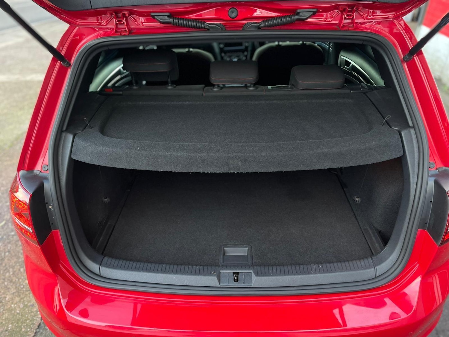 Used Volkswagen Golf 2014 for sale - 77305065: Photo 25