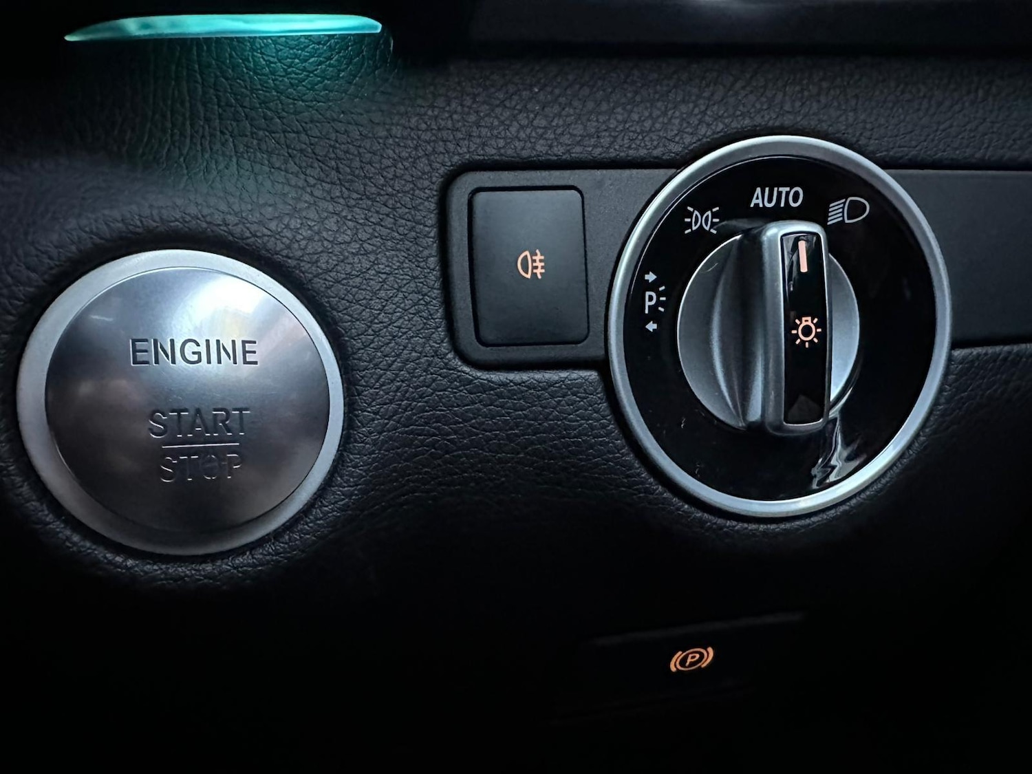 Used Mercedes-Benz GLE 2016 for sale - 76645548: Photo 11