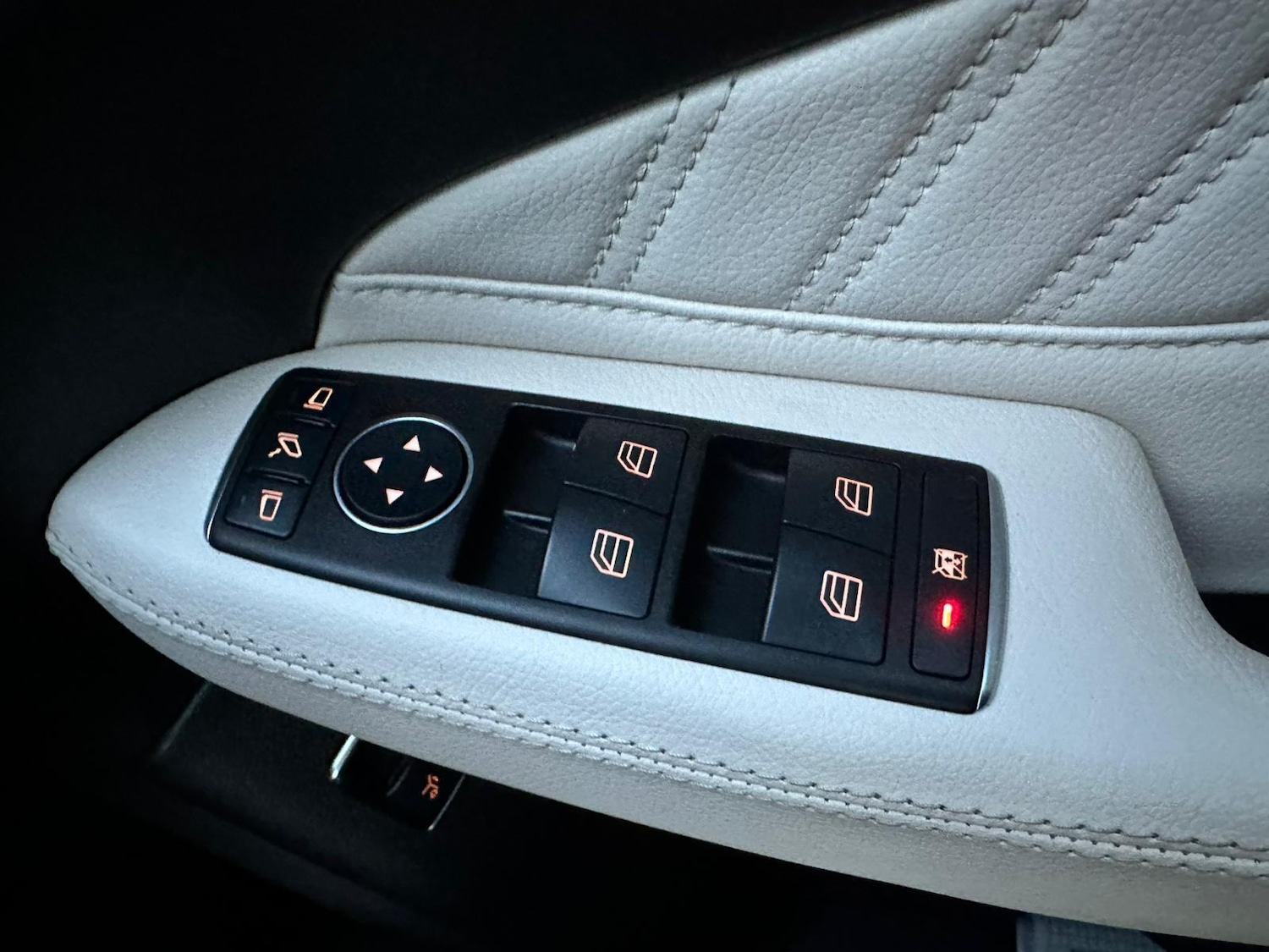 Used Mercedes-Benz GLE 2016 for sale - 76645548: Photo 13