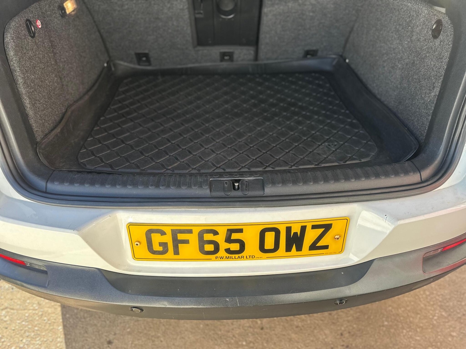 Used Volkswagen Tiguan 2015 for sale - 76085449: Photo 12