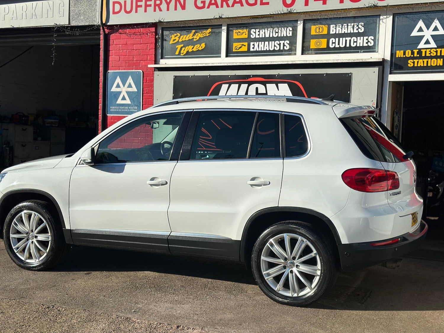 Used Volkswagen Tiguan 2015 for sale - 76085449: Photo 26