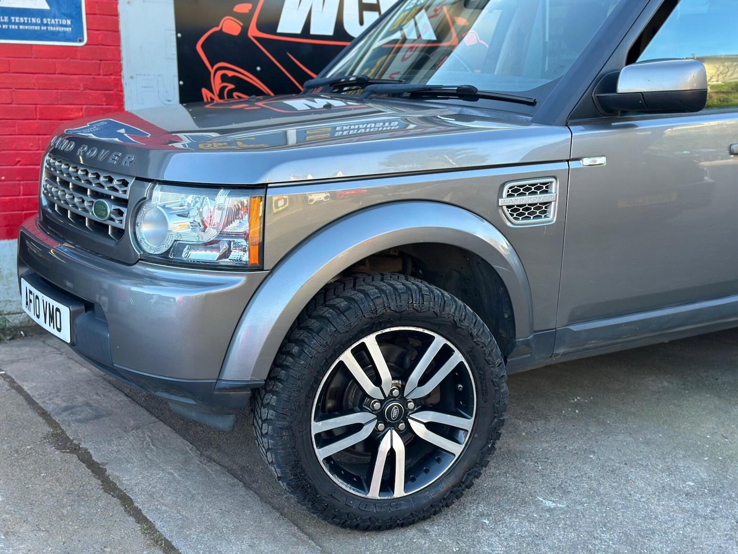 Used Land Rover Discovery 2010 for sale - 78085786: Photo 4
