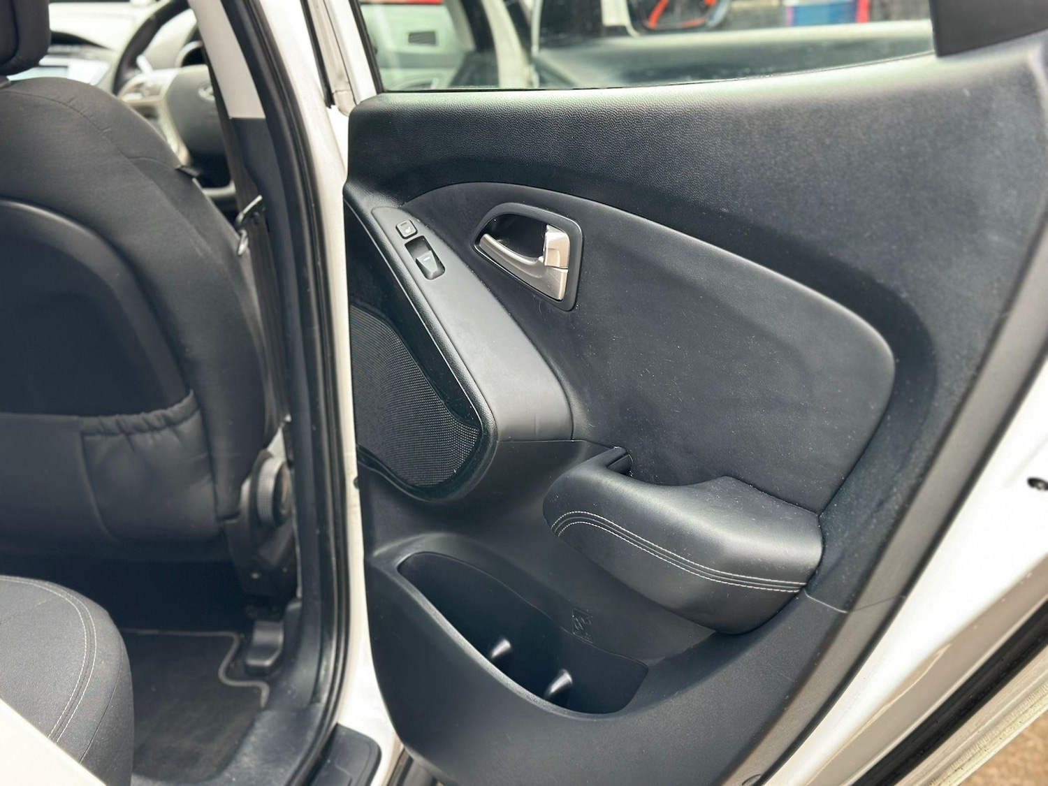 Vehicle 27