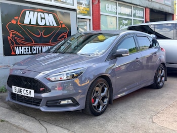 Used Ford Focus 2016 for sale - 78728070: Photo