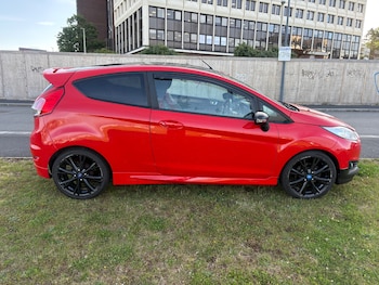Used Ford Fiesta 2014 for sale - 78924856: Photo