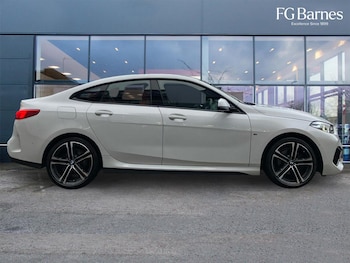 Used BMW 2 Series 2021 for sale - 76702177: Photo