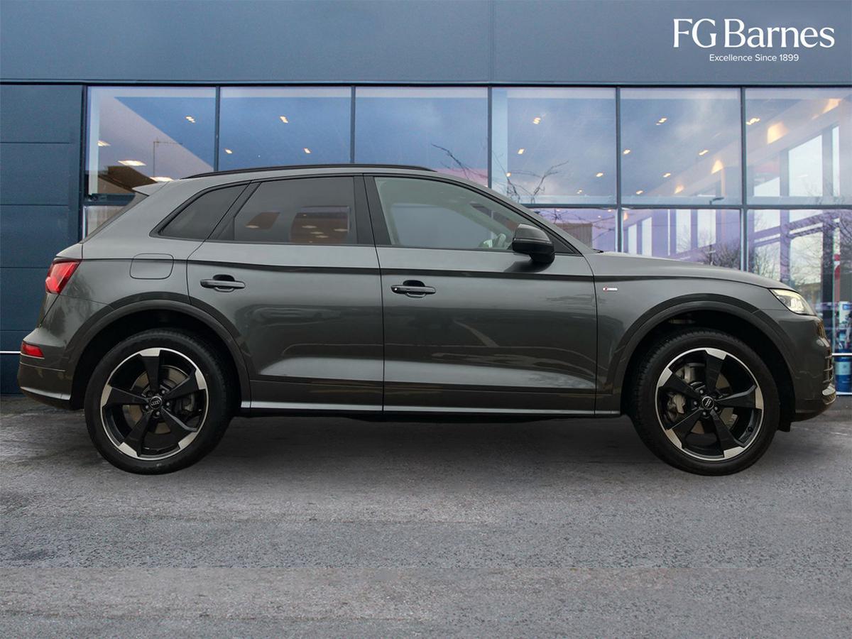 Used Audi Q5 2019 for sale - 76136032: Photo 2