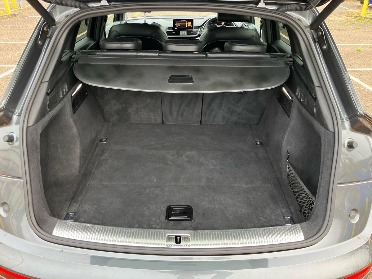 Used Audi Q5 2019 for sale - 76136032: Photo 30