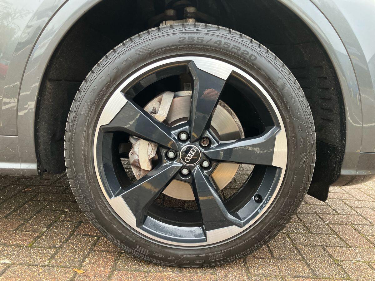 Used Audi Q5 2019 for sale - 76136032: Photo 44