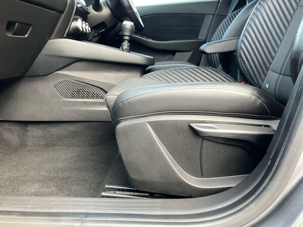 Used Renault Clio 2024 for sale - 76060741: Photo 54