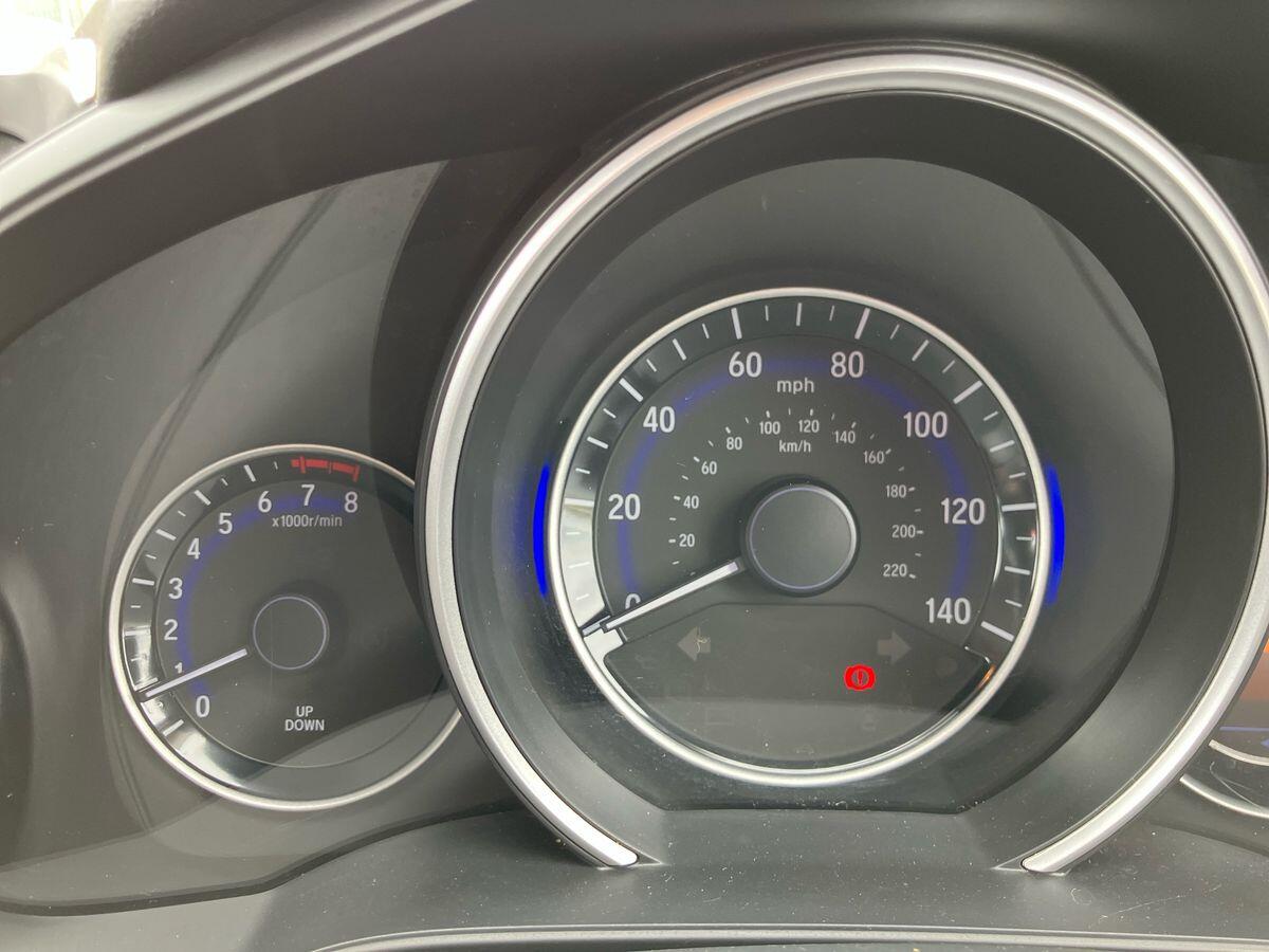 Used Honda Jazz 2018 for sale - 76059645: Photo 24