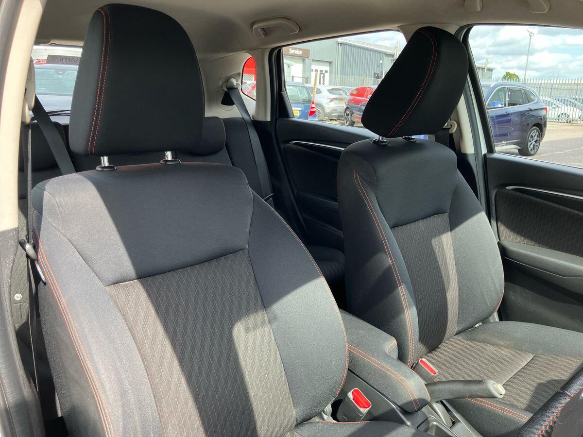 Used Honda Jazz 2018 for sale - 76059645: Photo 43