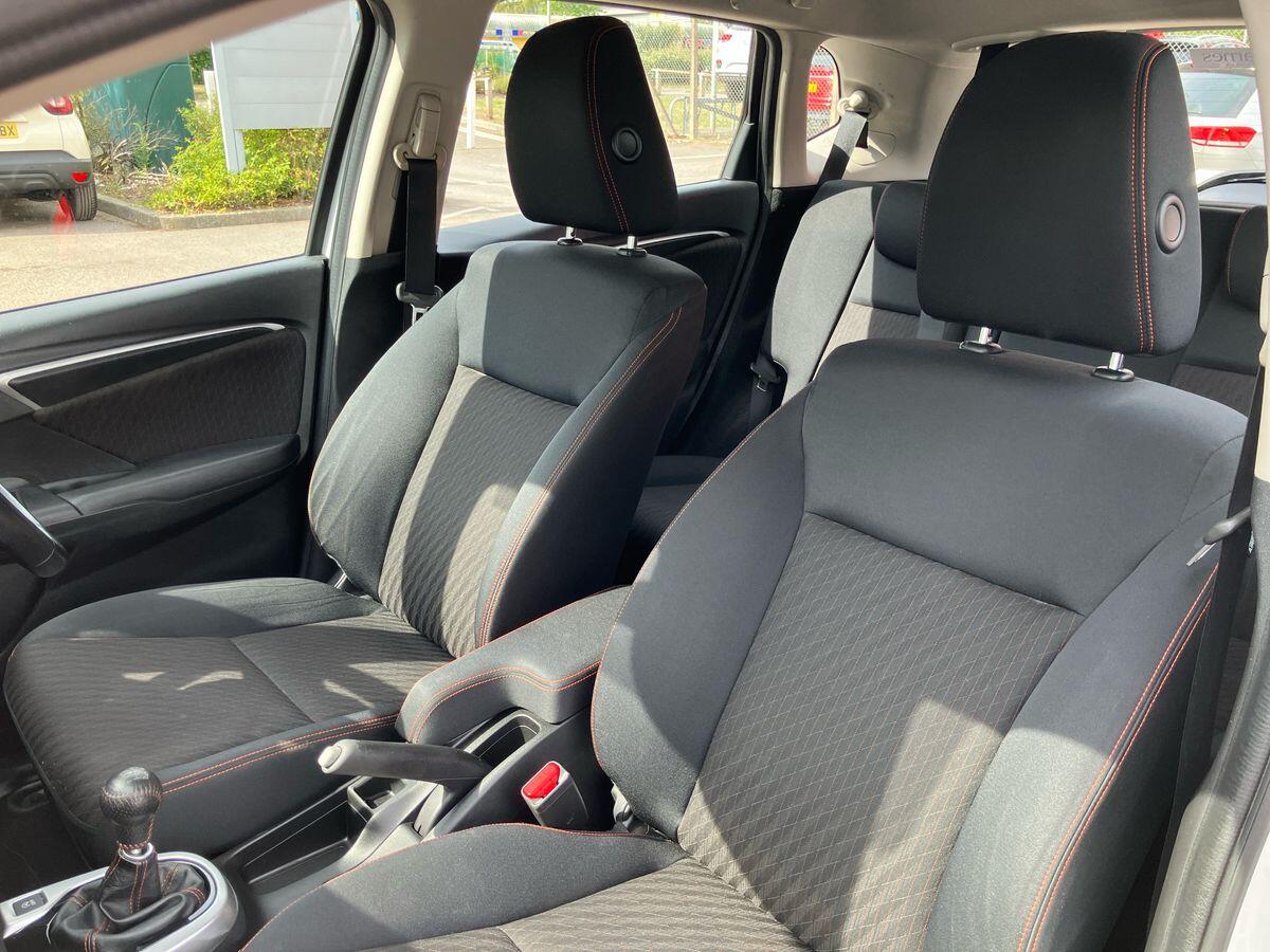 Used Honda Jazz 2018 for sale - 76059645: Photo 45