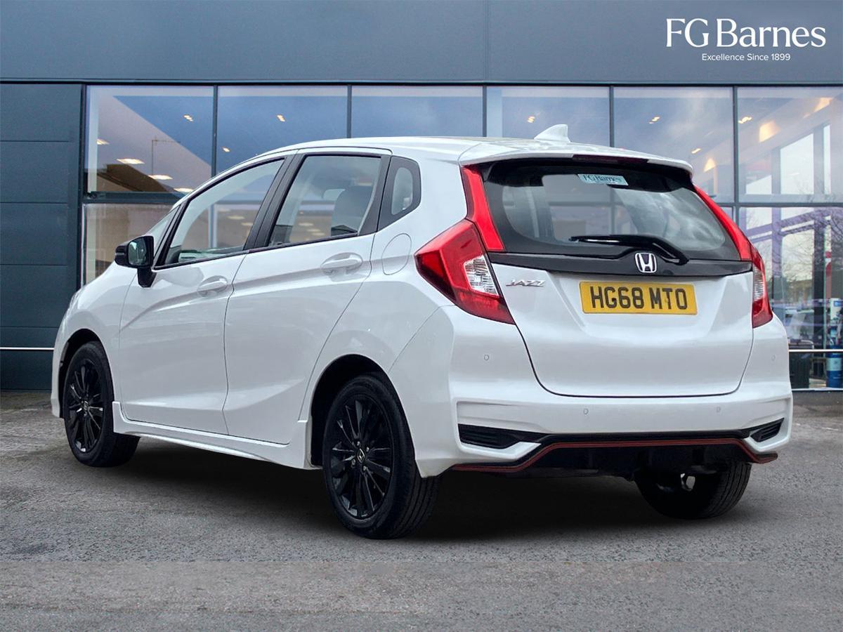Used Honda Jazz 2018 for sale - 76059645: Photo 6
