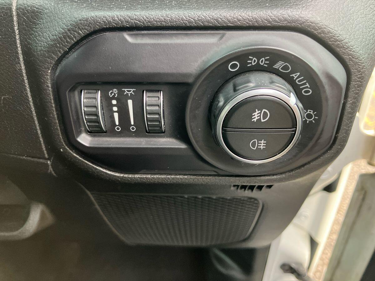Used Jeep Wrangler 2019 for sale - 76360217: Photo 42