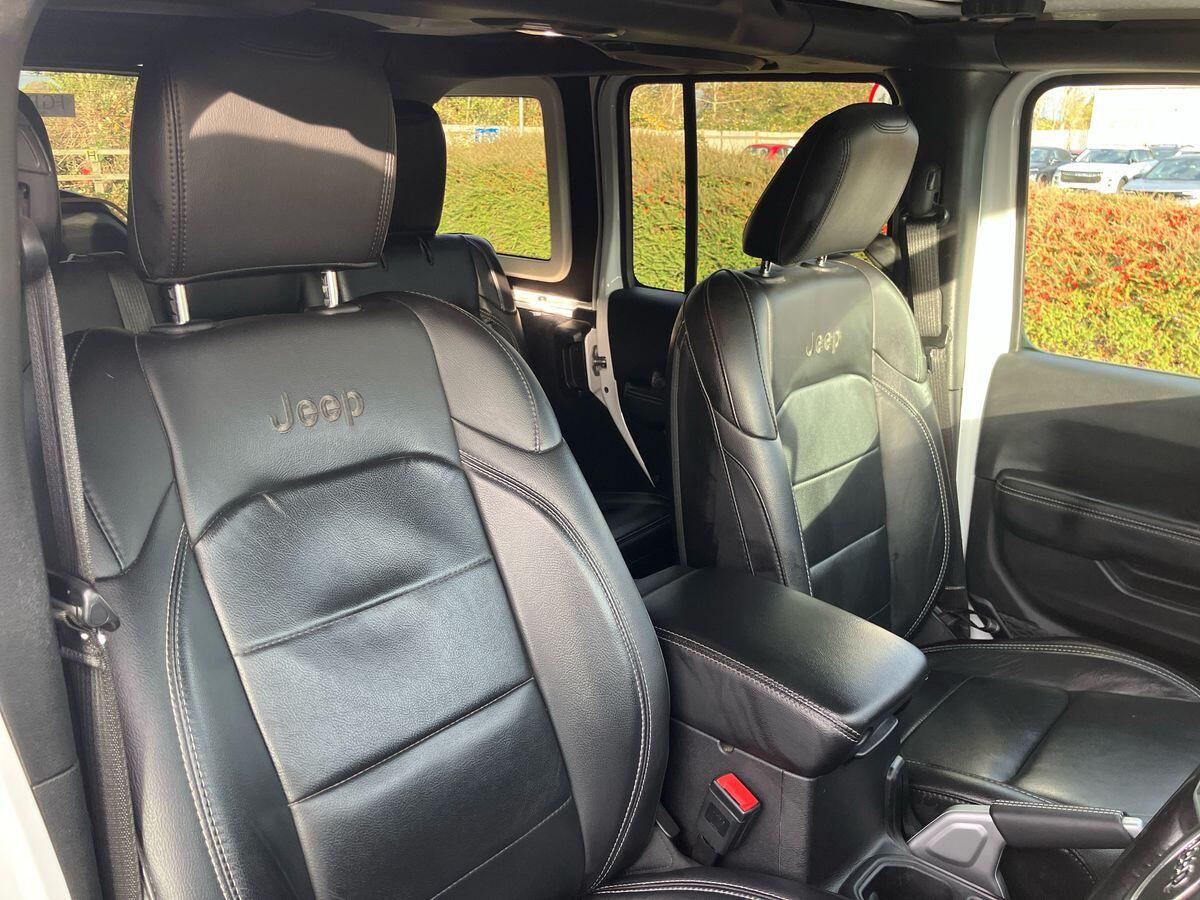 Used Jeep Wrangler 2019 for sale - 76360217: Photo 44