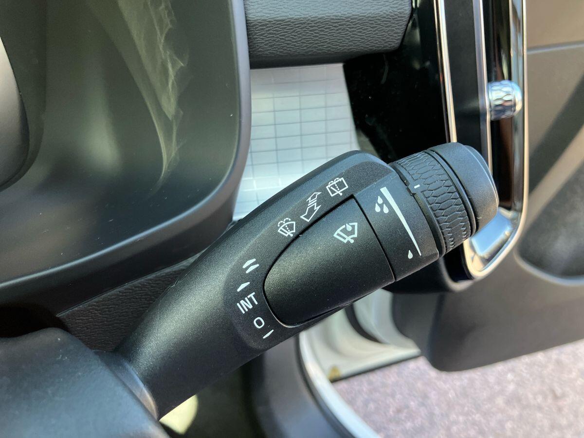 Used Volvo XC40 2022 for sale - 76059930: Photo 49