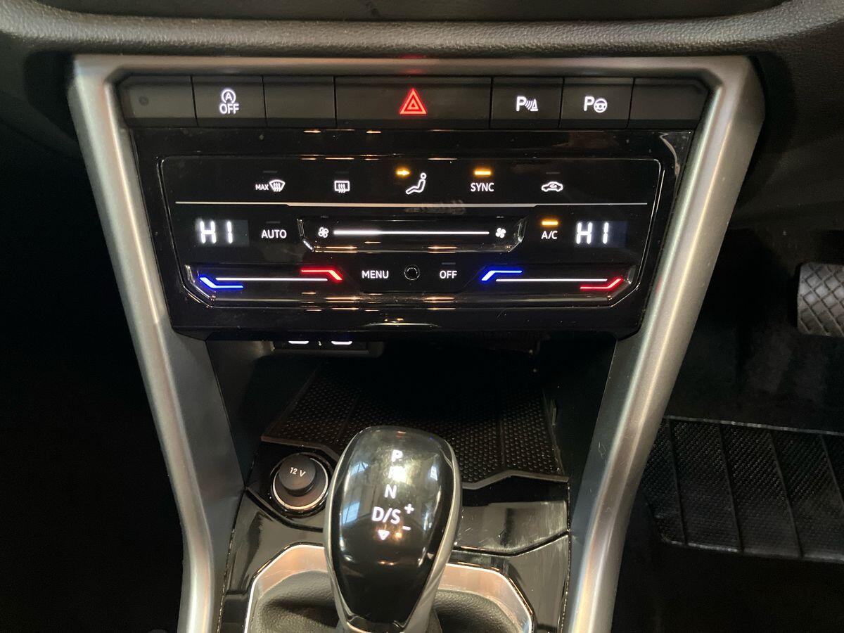 Used Volkswagen T-Roc 2022 for sale - 77074569: Photo 19