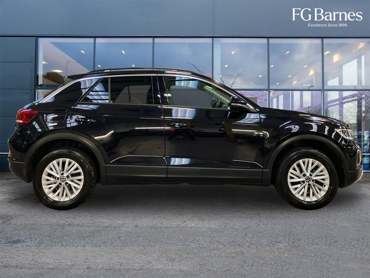 Used Volkswagen T-Roc 2022 for sale - 77074569: Photo 2