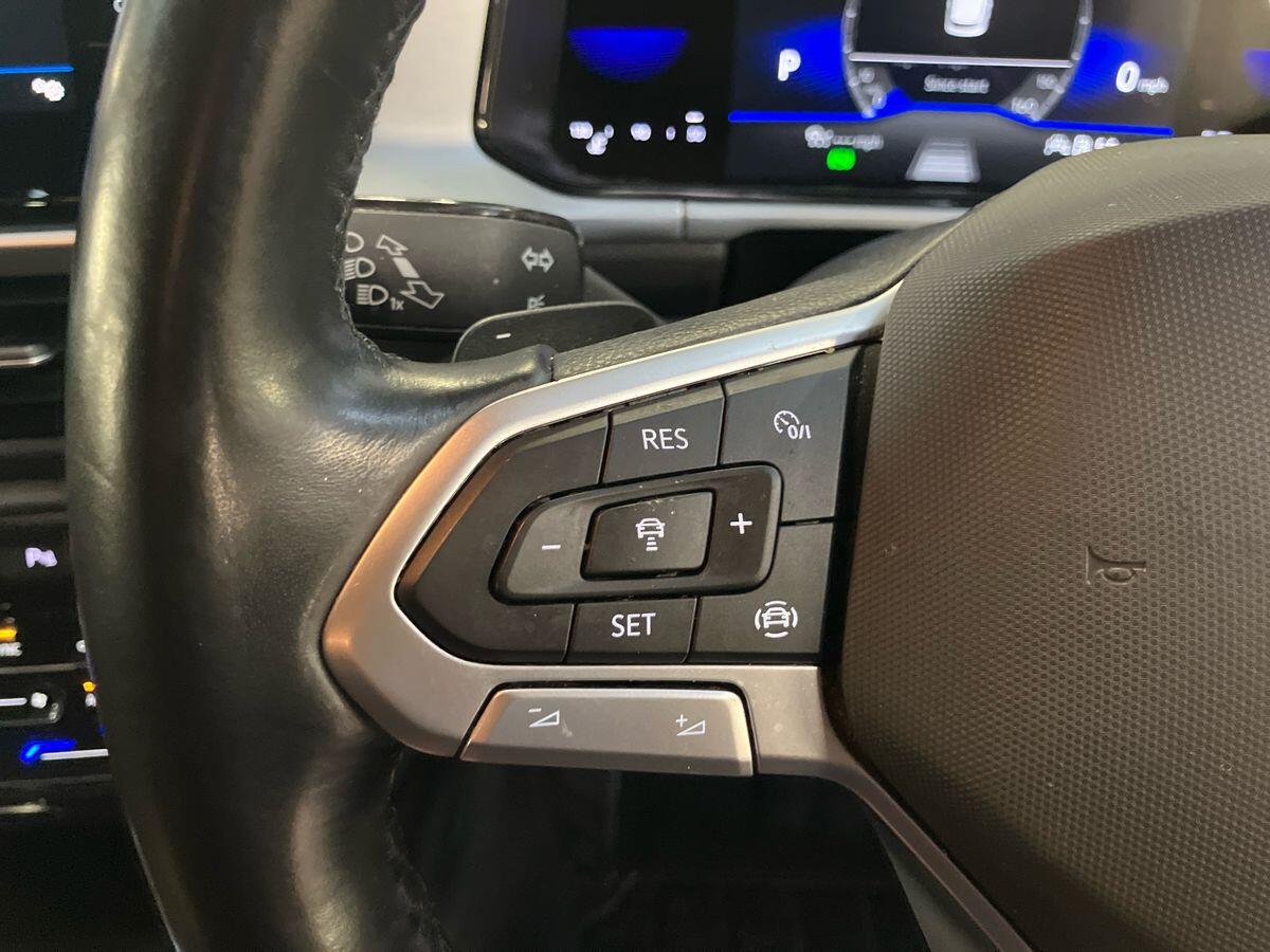 Used Volkswagen T-Roc 2022 for sale - 77074569: Photo 26