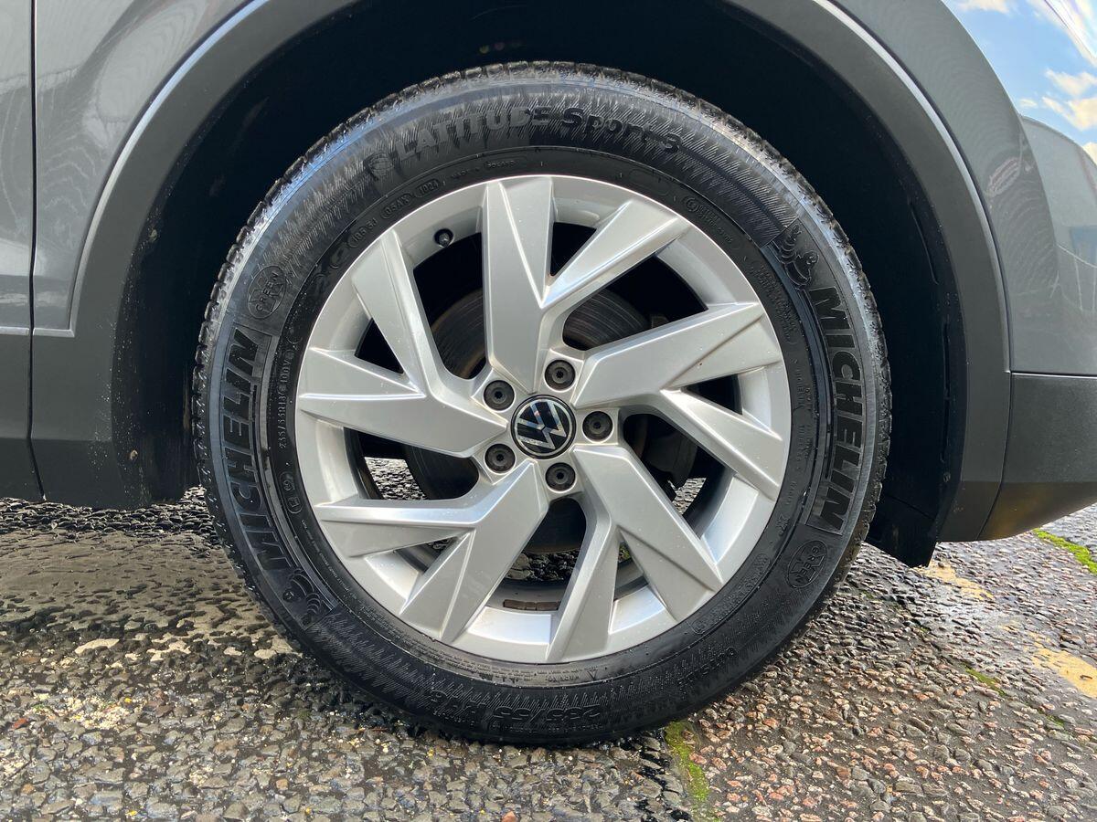 Used Volkswagen Tiguan 2021 for sale - 76989646: Photo 11