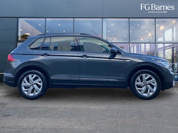 Used Volkswagen Tiguan 2021 for sale - 76989646: Photo