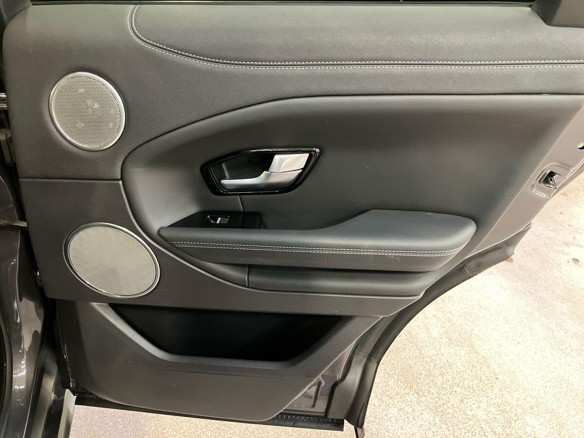 Used Land Rover Range Rover Evoque 2017 for sale - 76772099: Photo 41