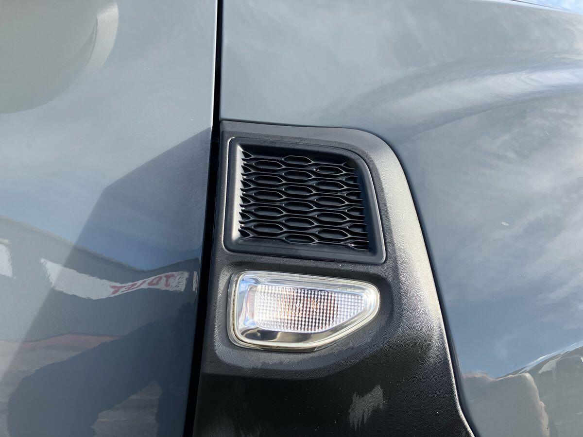 Used Dacia Duster 2023 for sale - 76371140: Photo 35