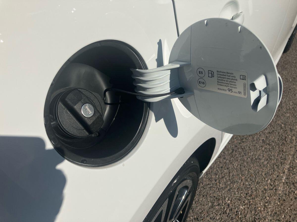 Used Volkswagen up! 2021 for sale - 76136074: Photo 29