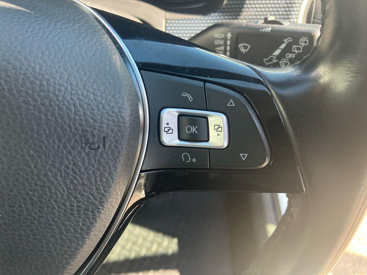 Used Volkswagen up! 2021 for sale - 76136074: Photo 41