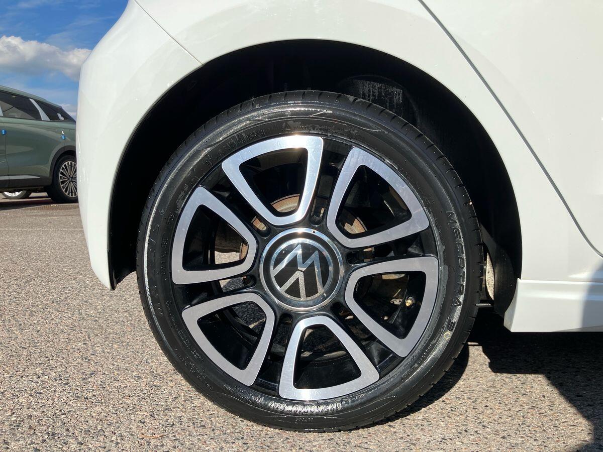 Used Volkswagen up! 2021 for sale - 76136074: Photo 47