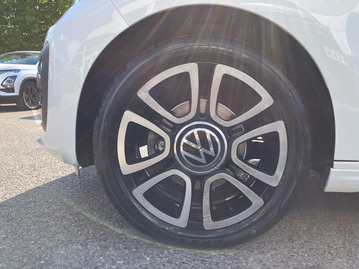 Used Volkswagen up! 2021 for sale - 76136074: Photo 48